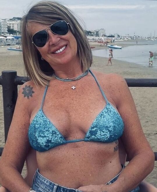 Sexy MILF Gabriella