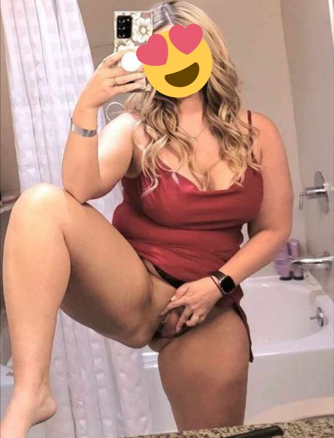 Minha esposa sexy e tímida para comentários