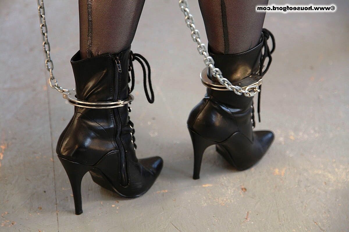 Botas Fetiche Femdom e Bondage