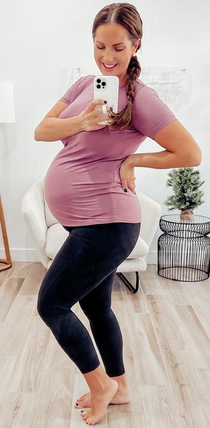 Mamá embarazada gordita Tasha después del embarazo cuerpo de mamá caliente