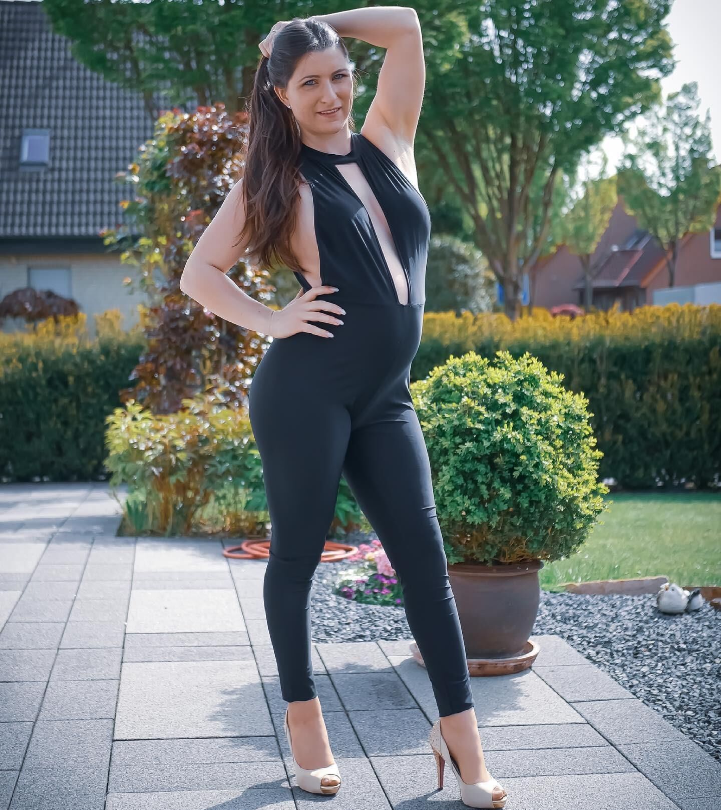 MILF Selma ist so heiß schwanger