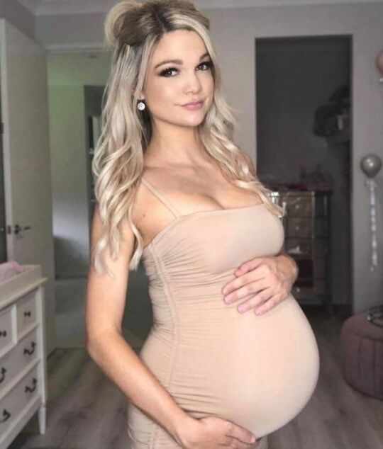 Pregnant 9