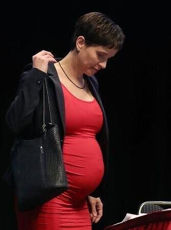 Frauke Petry allemande AFD enceinte