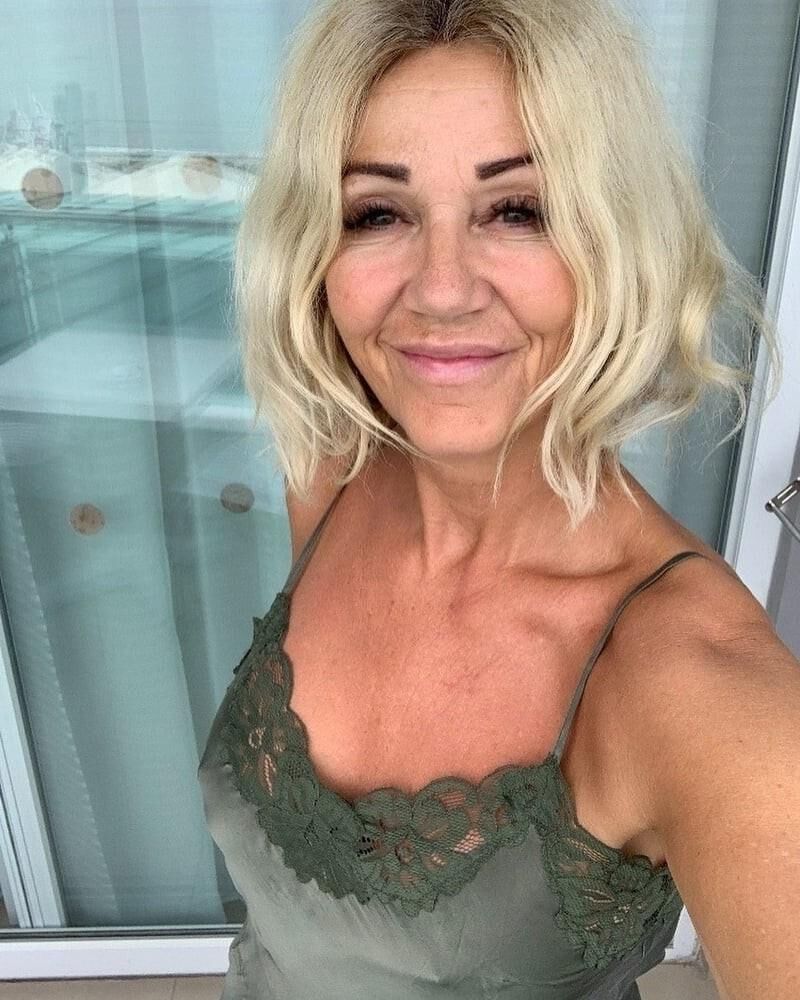 Hot mature Danish mom