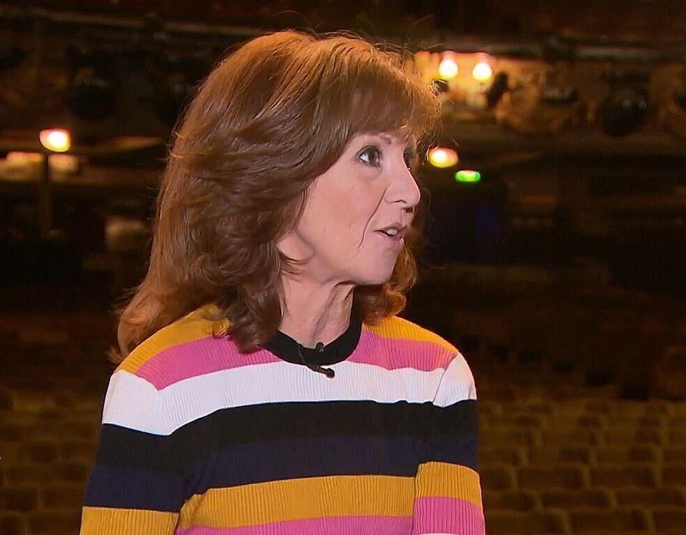 Hazte una paja con BONNIE LANGFORD