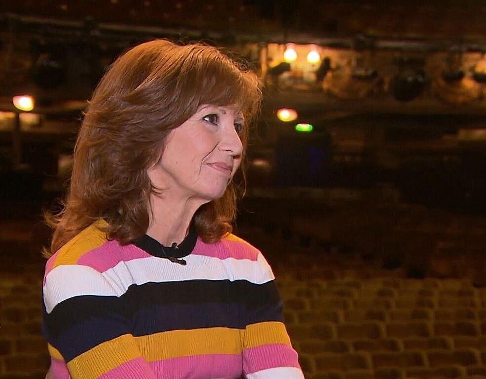 Branlez-vous avec BONNIE LANGFORD