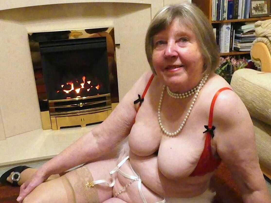 Show Us Your Tits Gran 27