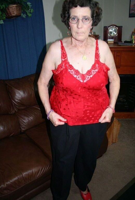 Mature et Belle 083