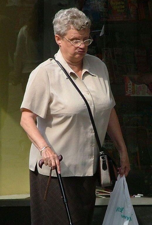 Mature et Belle 083