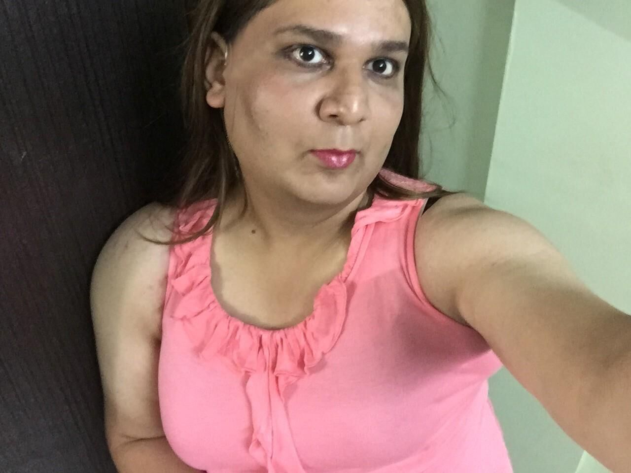 Travesti Mônica M Loira