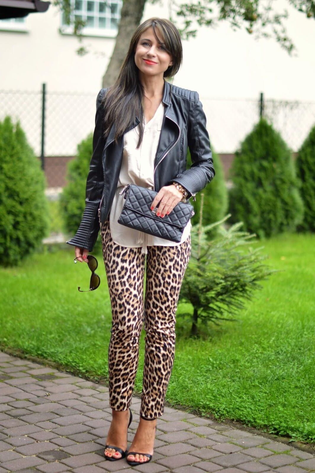 M.I.L.F/G.I.L.F, Animal Print, Sin desnudo 1.