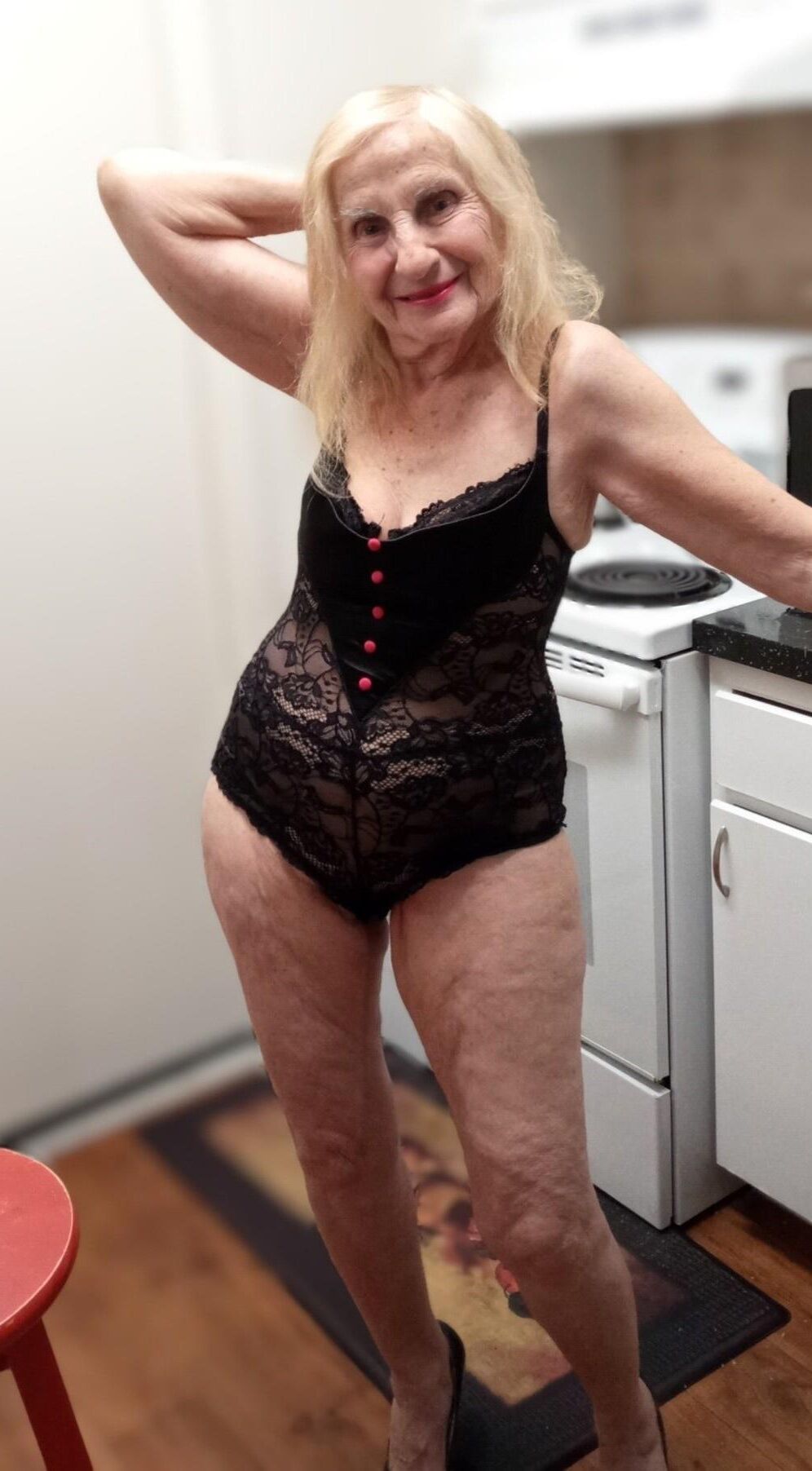 Grannies and MILFS in Lingerie 9