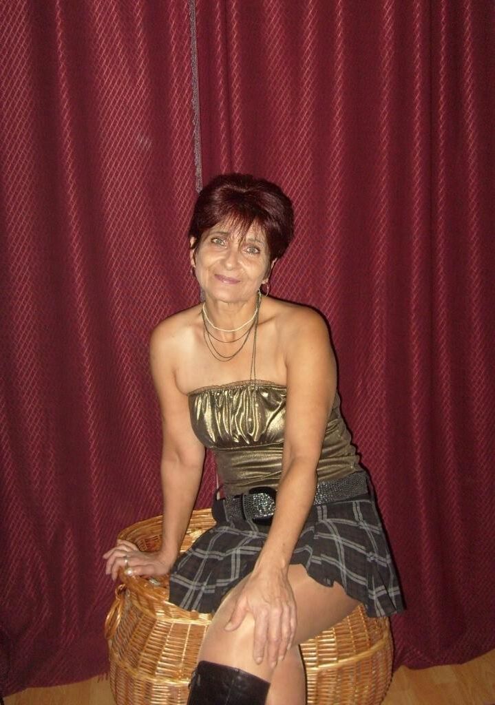 HUN Milf/Mature/Granny Szilvia