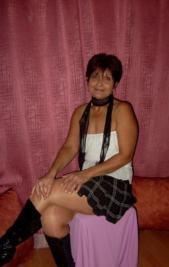 HUN Milf/Mature/Granny Szilvia