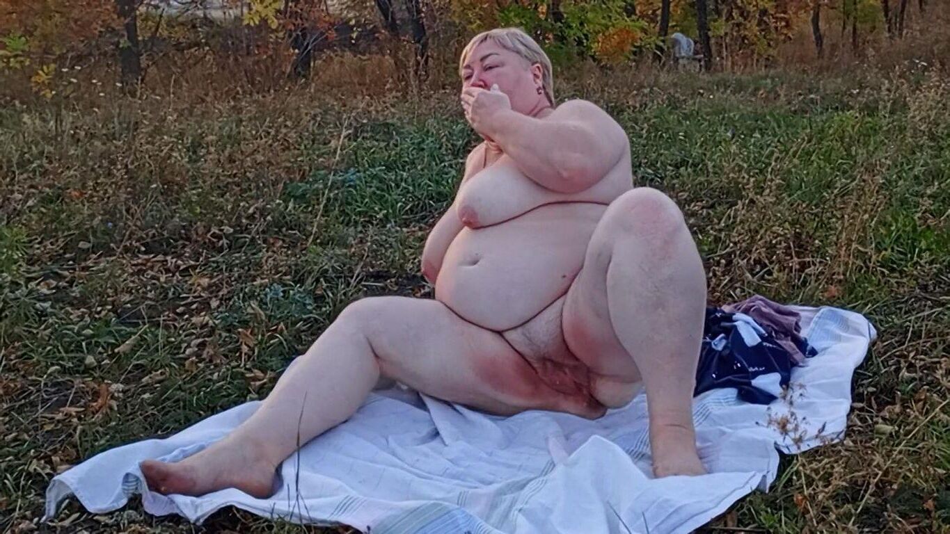 FAT Old Lady With Nice TITS and a Delicious CUNT 