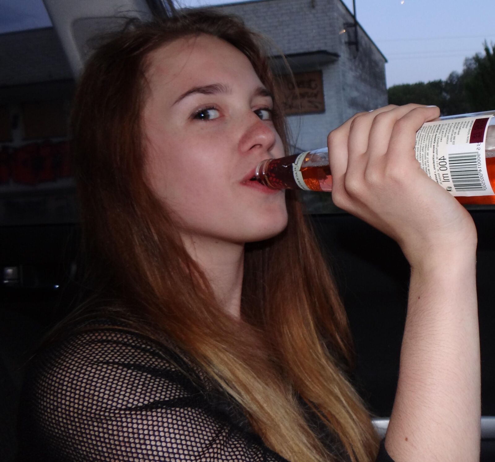 BEER ANG GIRLS (EU AMO AS DUAS!!!)