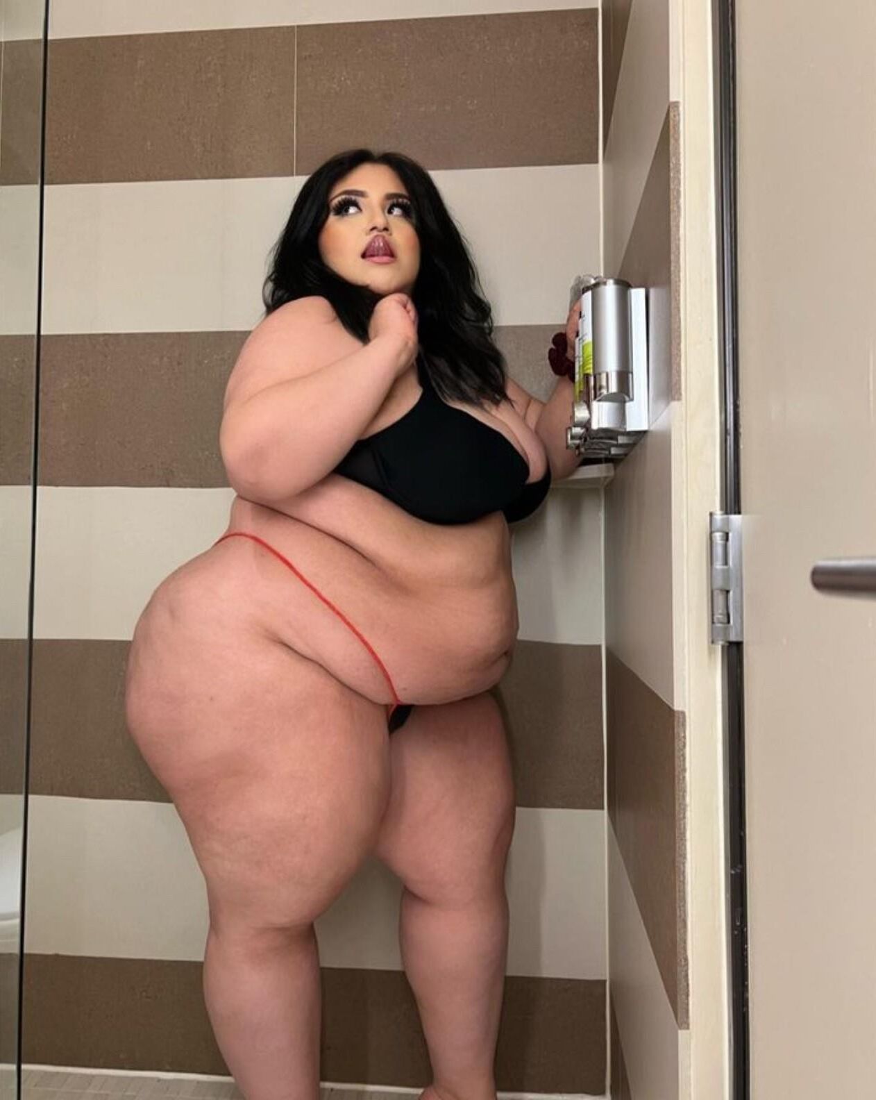 BBW Heaven (Non nude) 