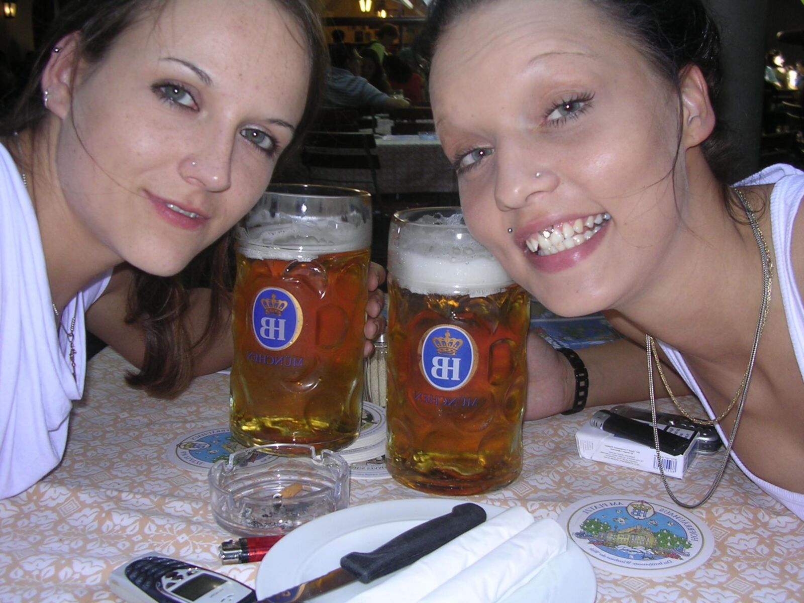 BIER UND MÄDCHEN (ICH LIEBE BEIDES!!!)