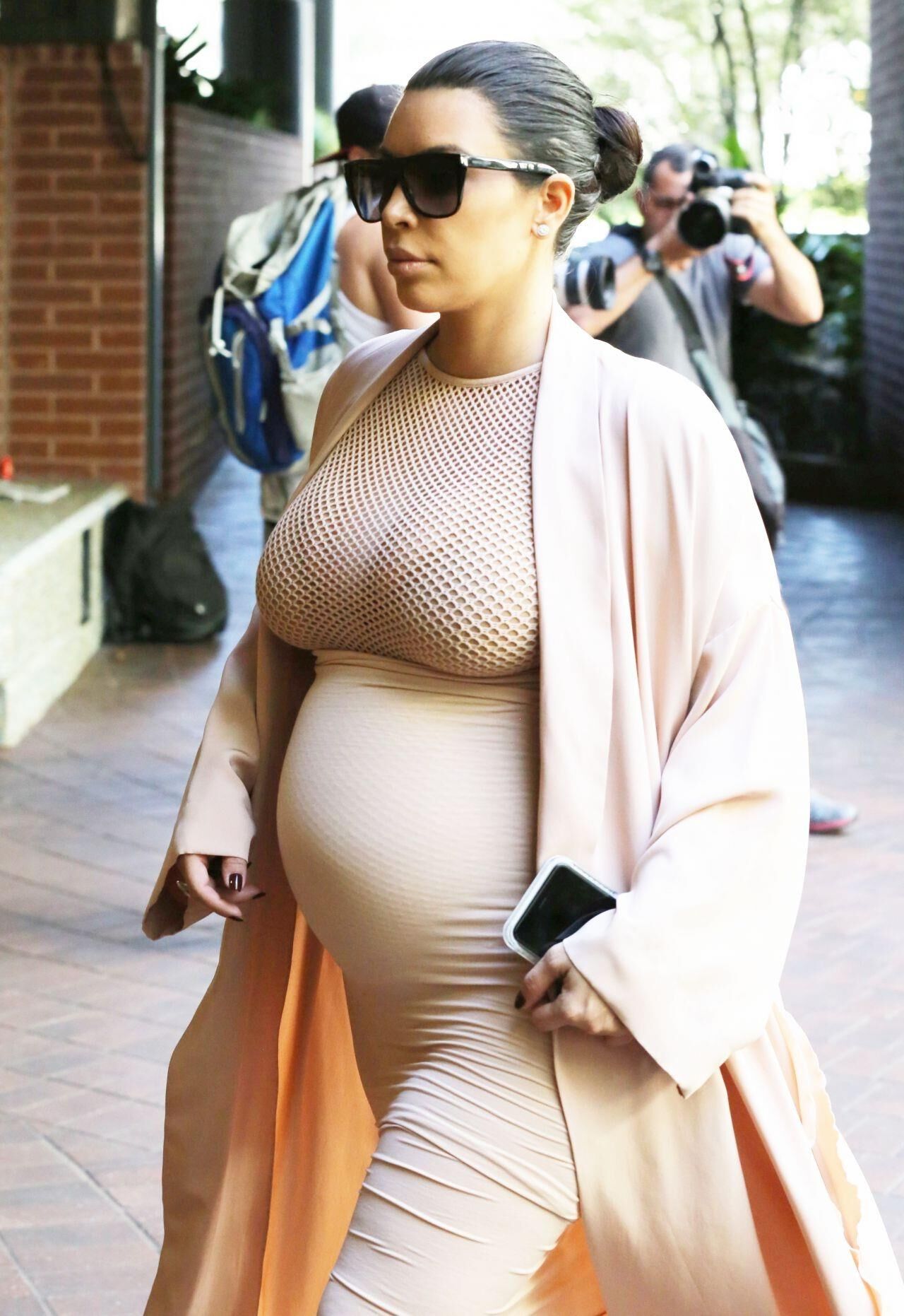 Kim enceinte, Khloe, Kourtney Kardashian, matériel de reproduction chaud