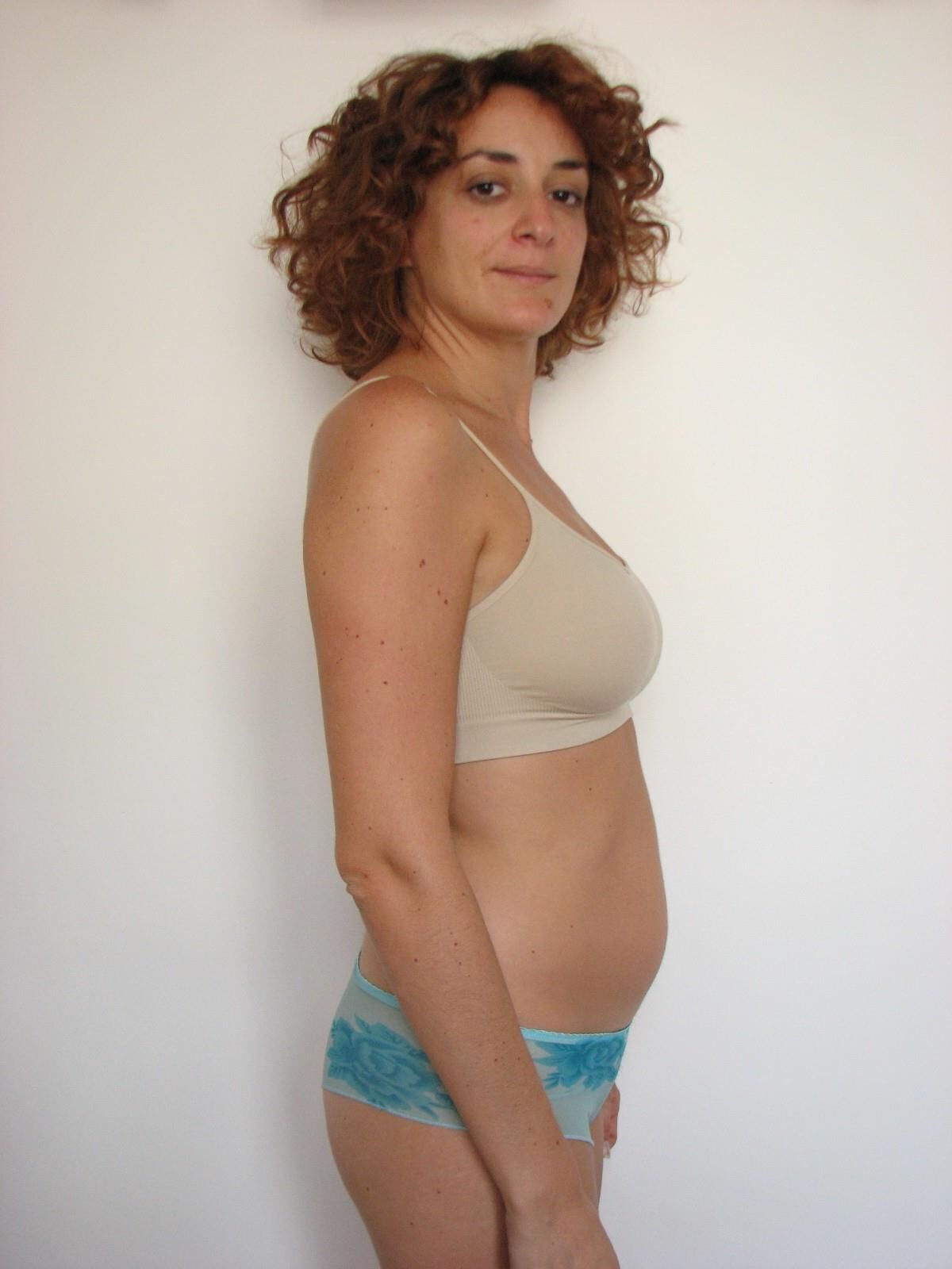 Pregnant mature wife 9 month pics