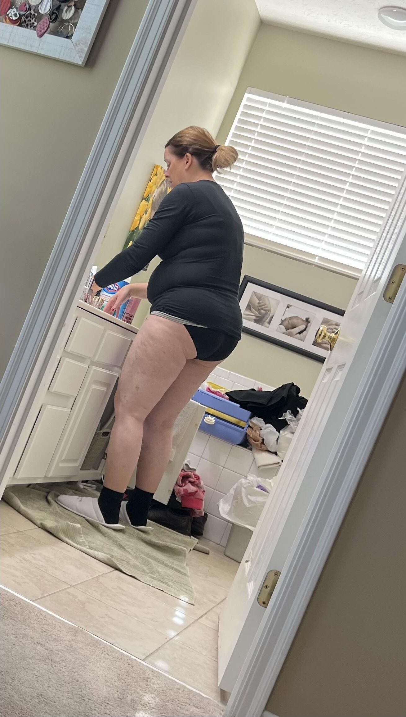 La gorda Fuckpig Carrie Lynn preparándose para otro truco