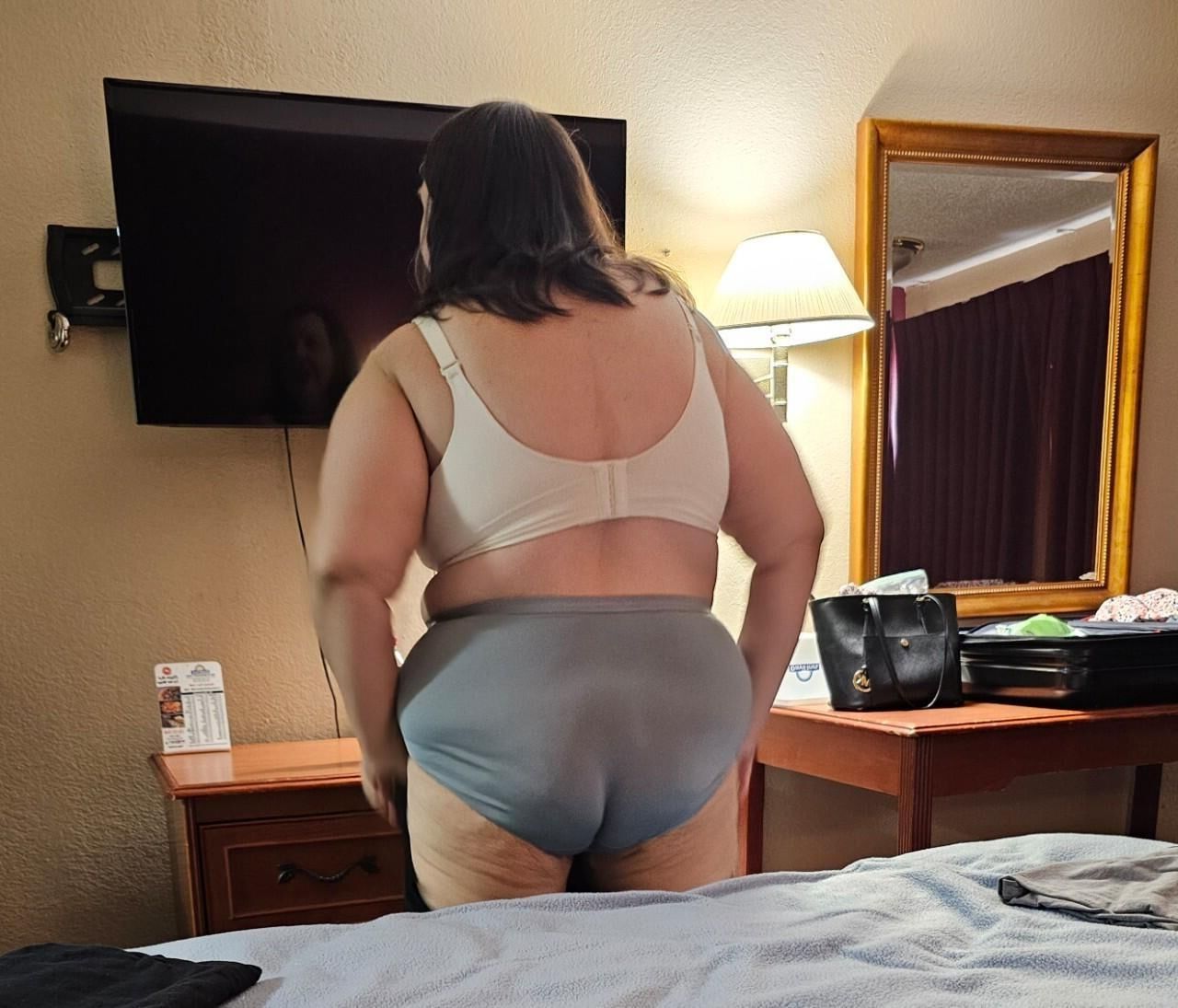 More of Paula in hotel rooms