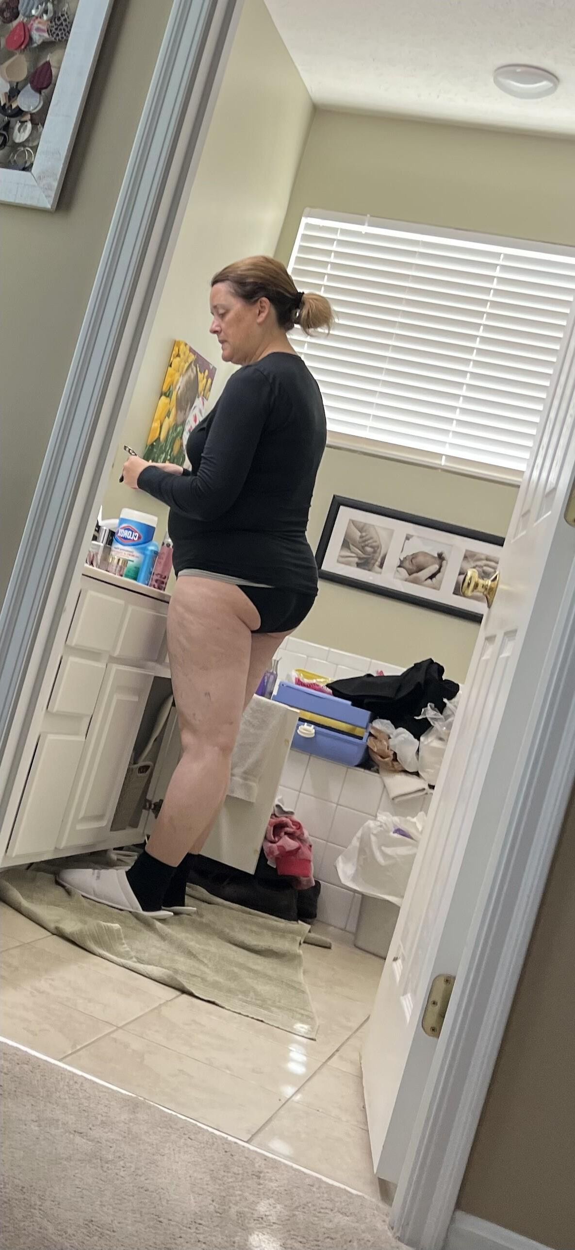 Fat Fuckpig Carrie Lynn Getting Ready for Another Trick 