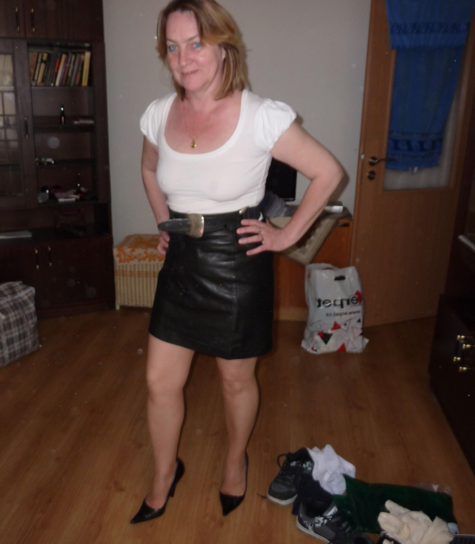 Real Life Pantyhosed GILFs Oldies Need it Too