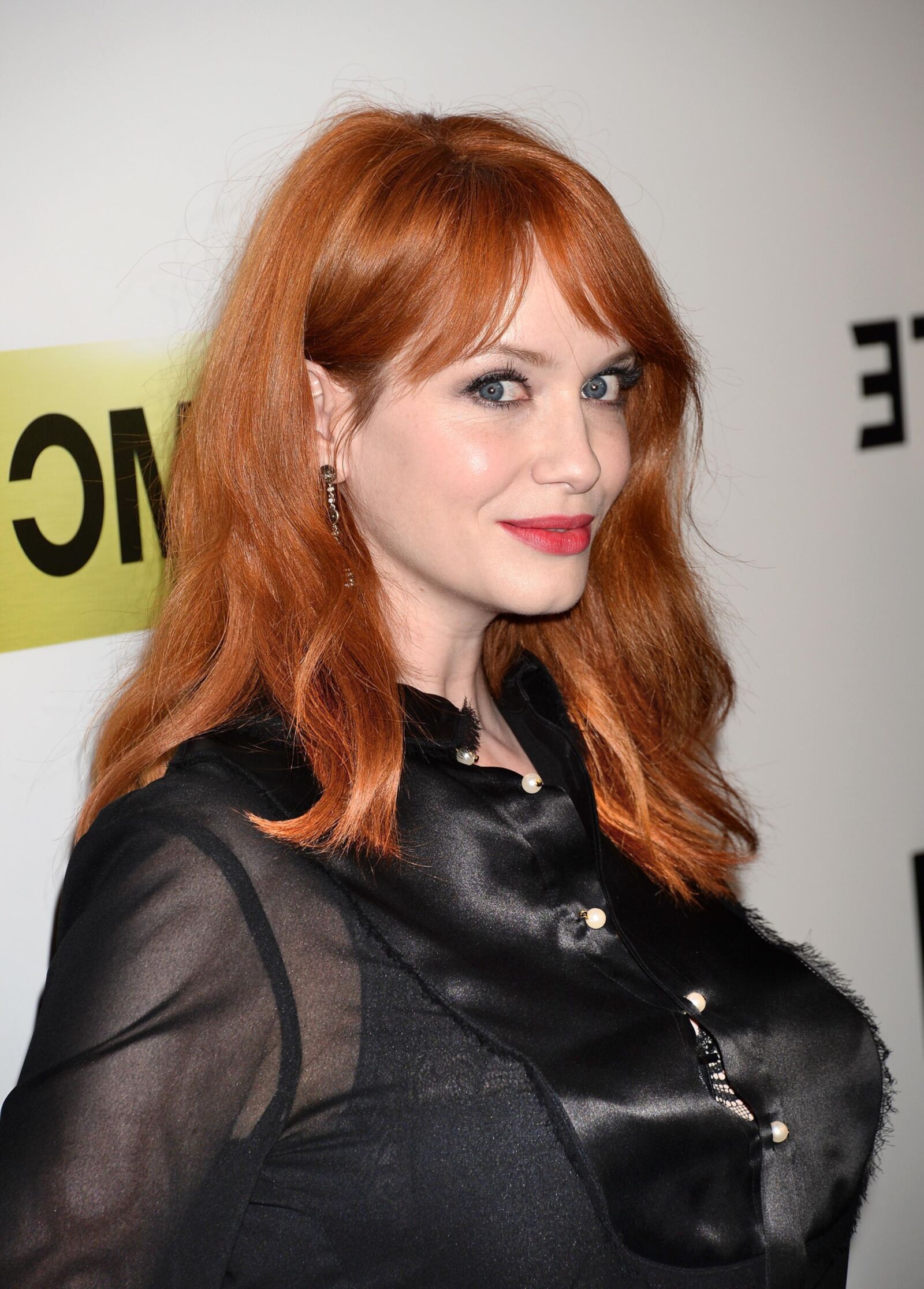 Christina Hendricks, MILF rousse aux gros seins, Titcow aux gros mamelles