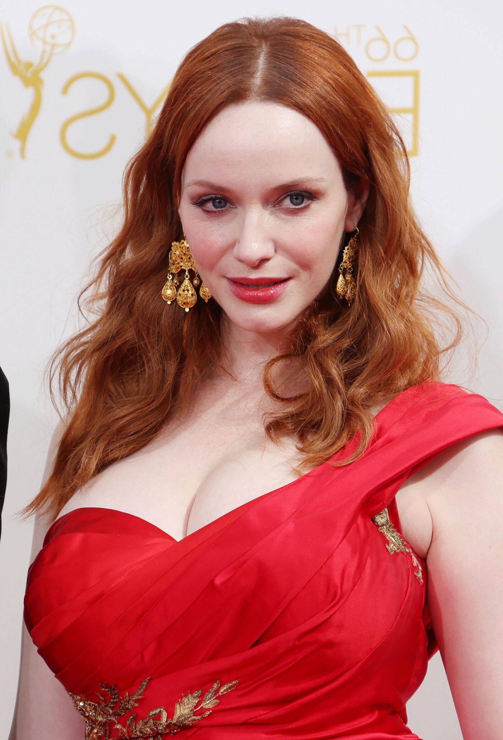 Christina Hendricks, MILF rousse aux gros seins, Titcow aux gros mamelles