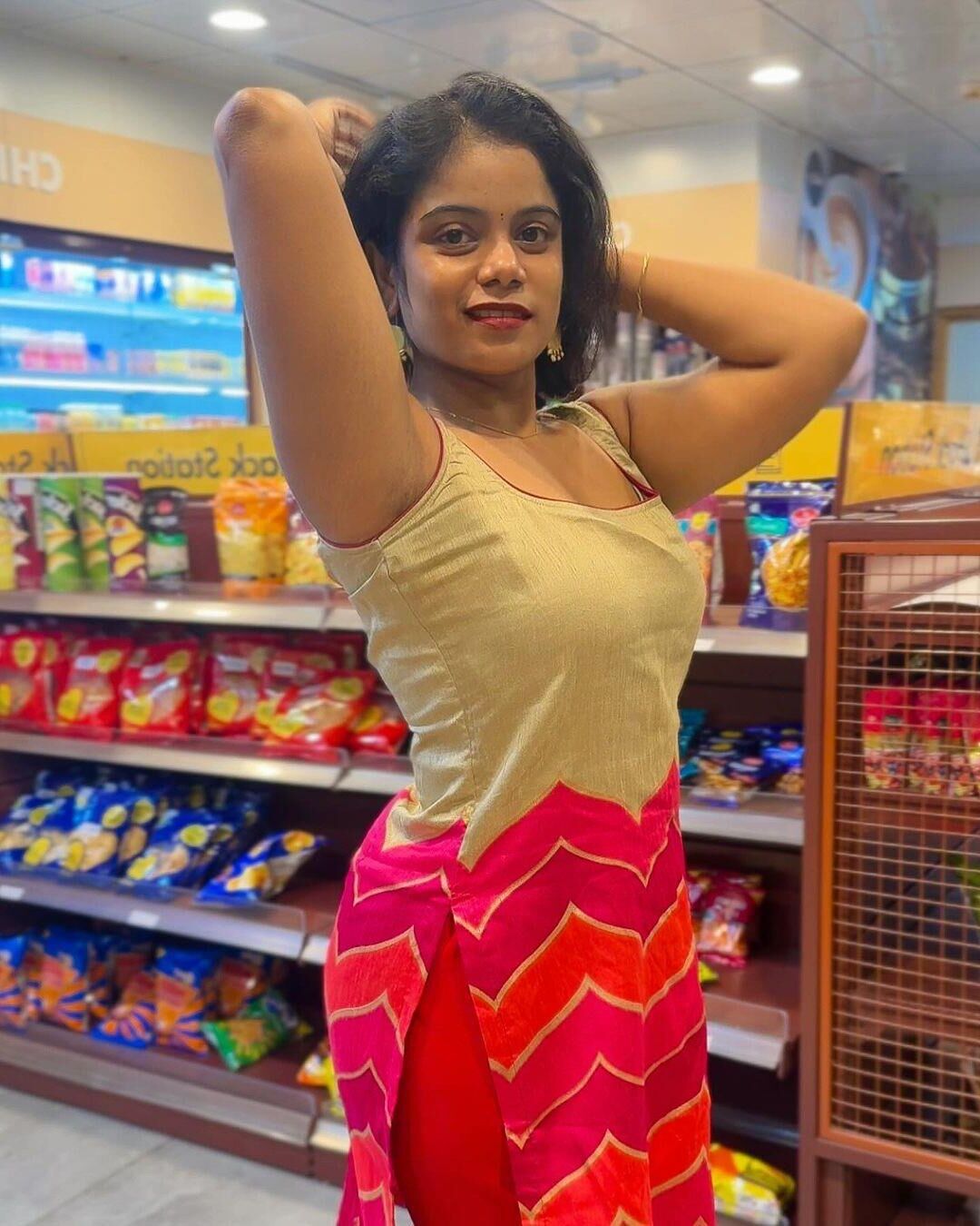 Sexy Desi Girls 