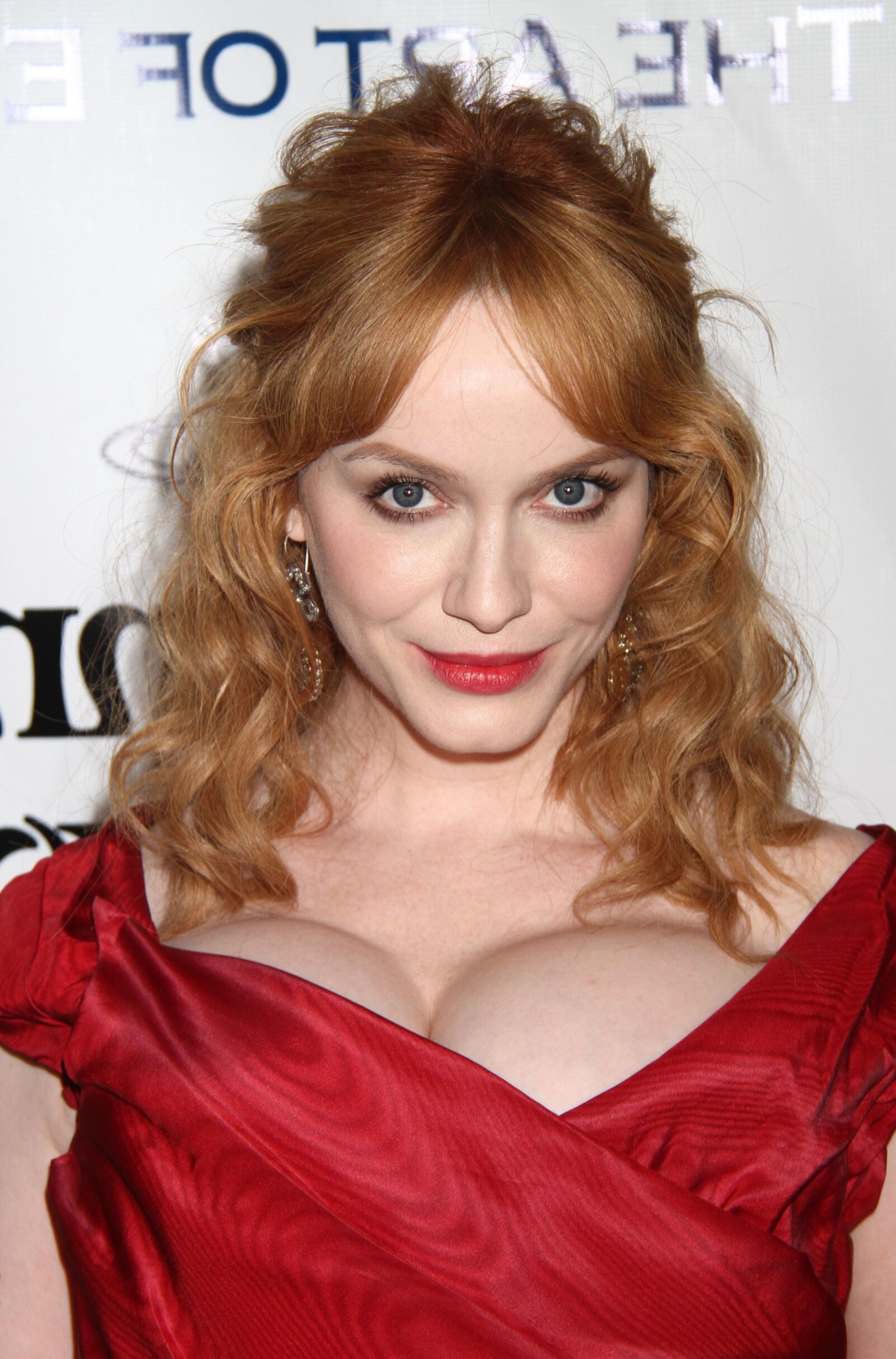 Christina Hendricks, MILF rousse aux gros seins, Titcow aux gros mamelles