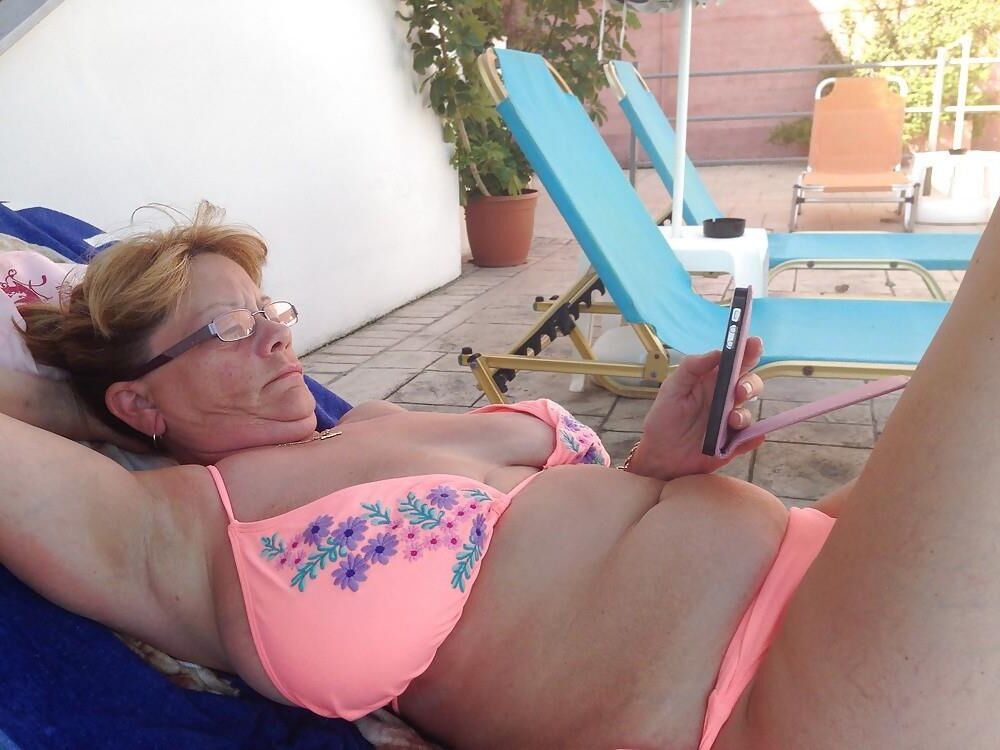 Milf Granny Swimmsuit Bikini 