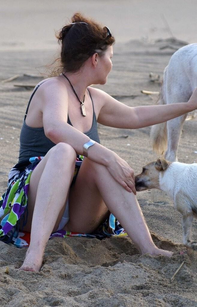 成熟した南アフリカの角質女性