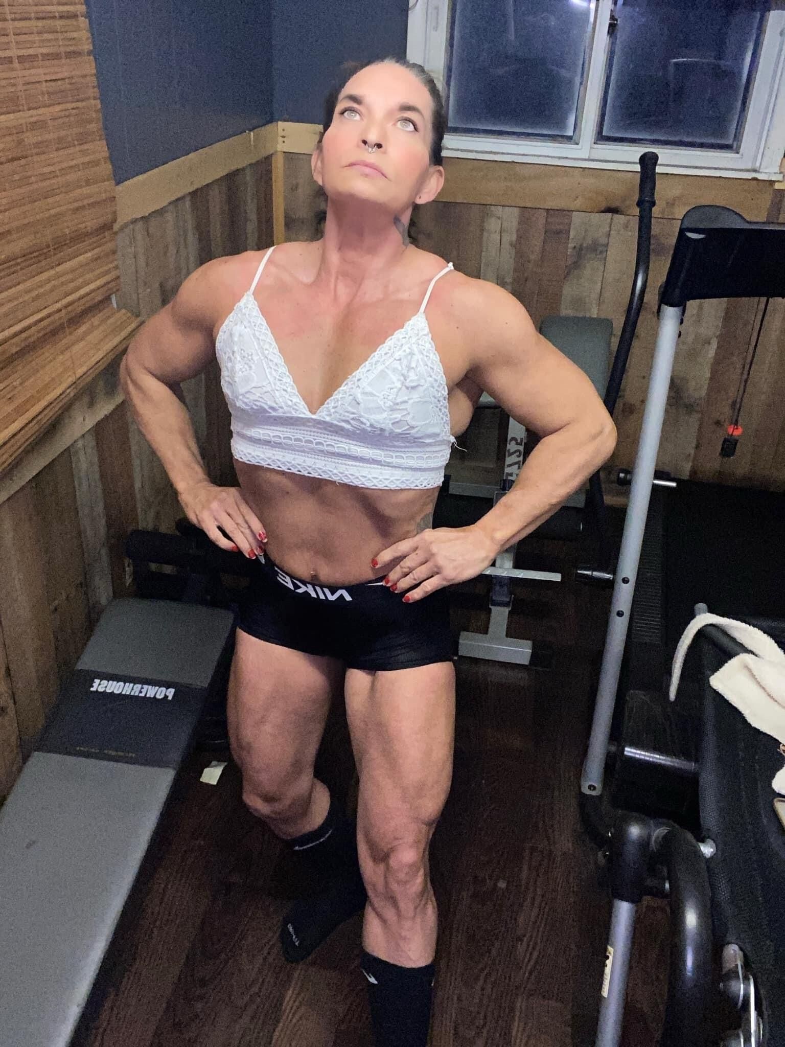 Tina our muscle Goddess whore