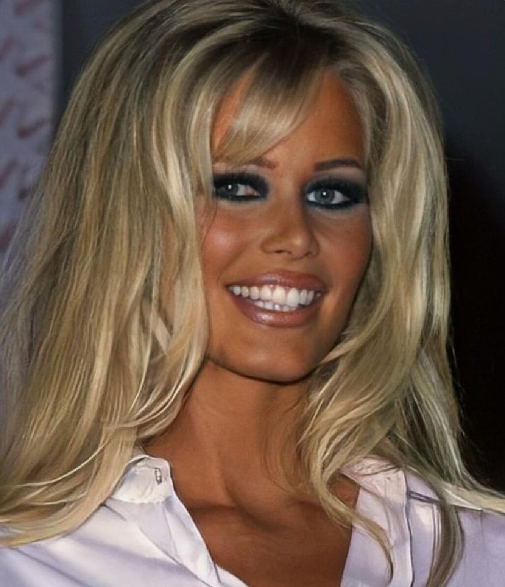 Claudia Schiffer Punheta Coleção Vol.