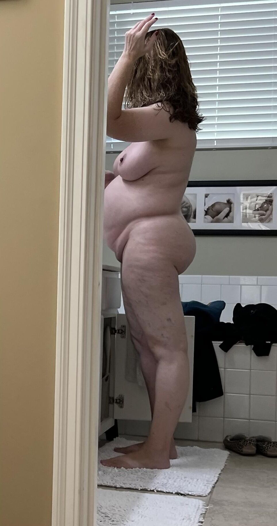 Fat Fuckpig Carrie Lynn Getting Ready to Earn Again