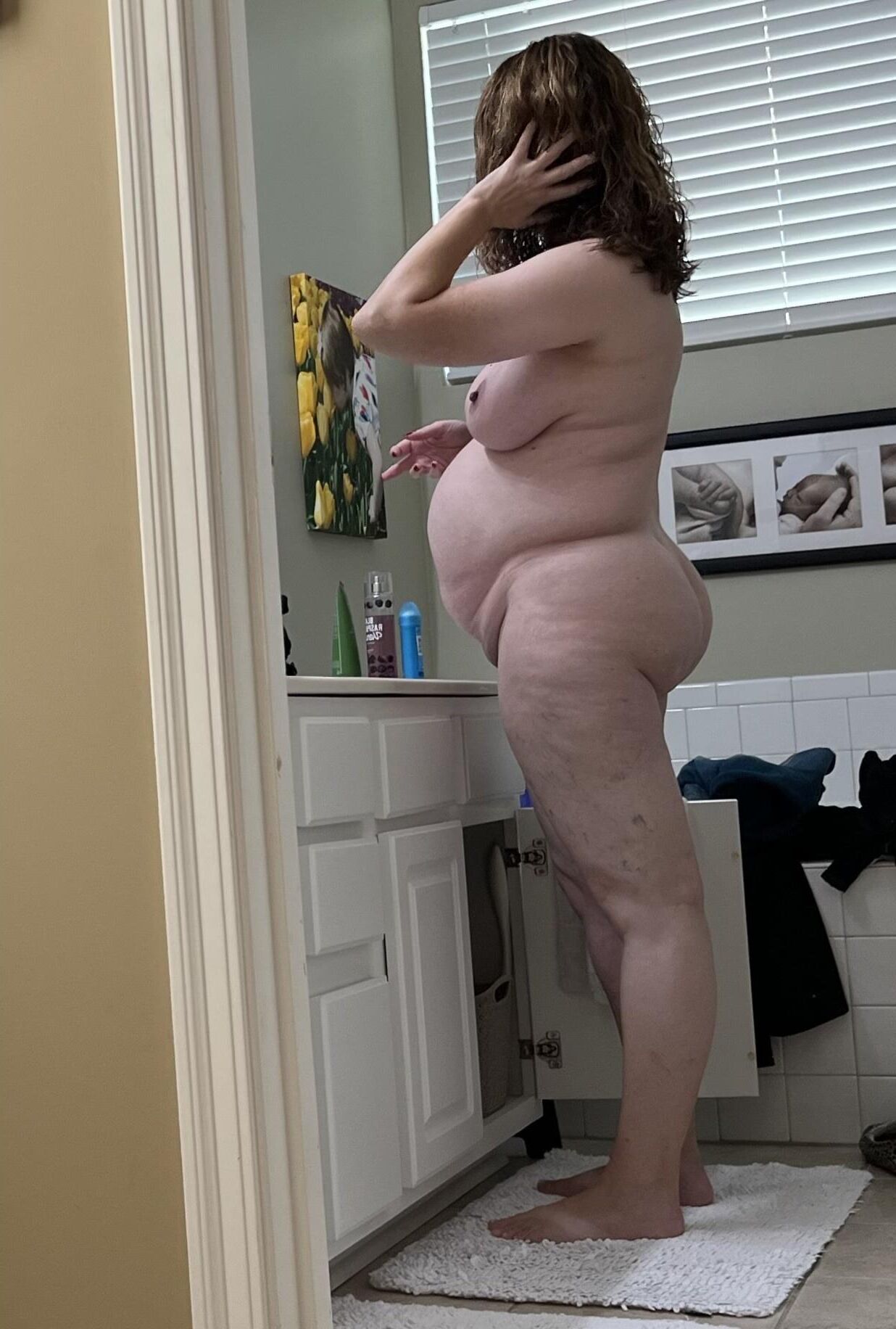 Fat Fuckpig Carrie Lynn Getting Ready to Earn Again