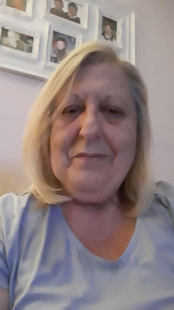 Alison Granny aus Morden Surrey UK