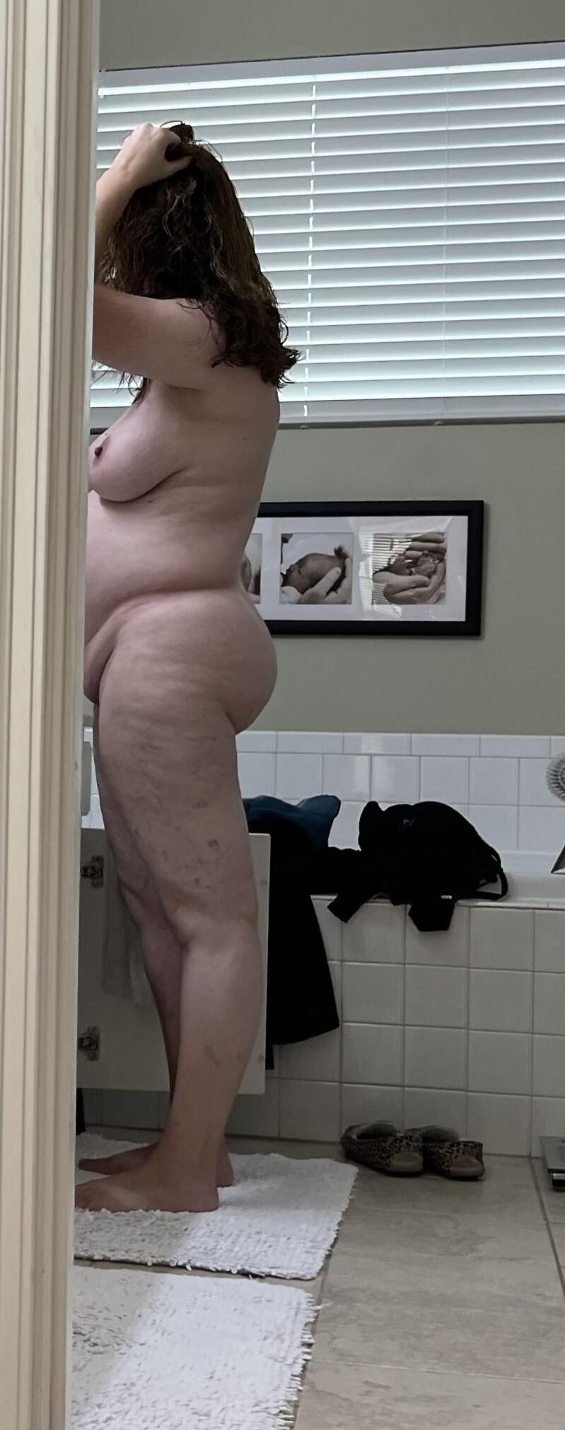 Fat Fuckpig Carrie Lynn Getting Ready to Earn Again