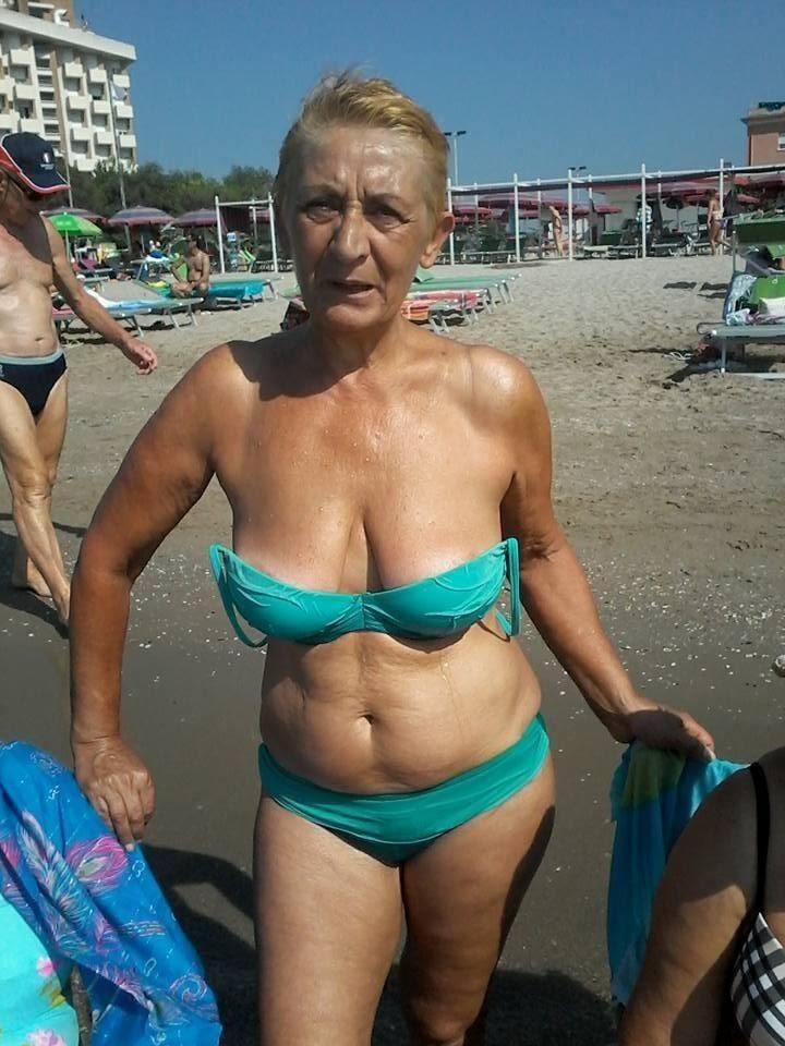 Milf Abuelita Traje De Baño Bikini