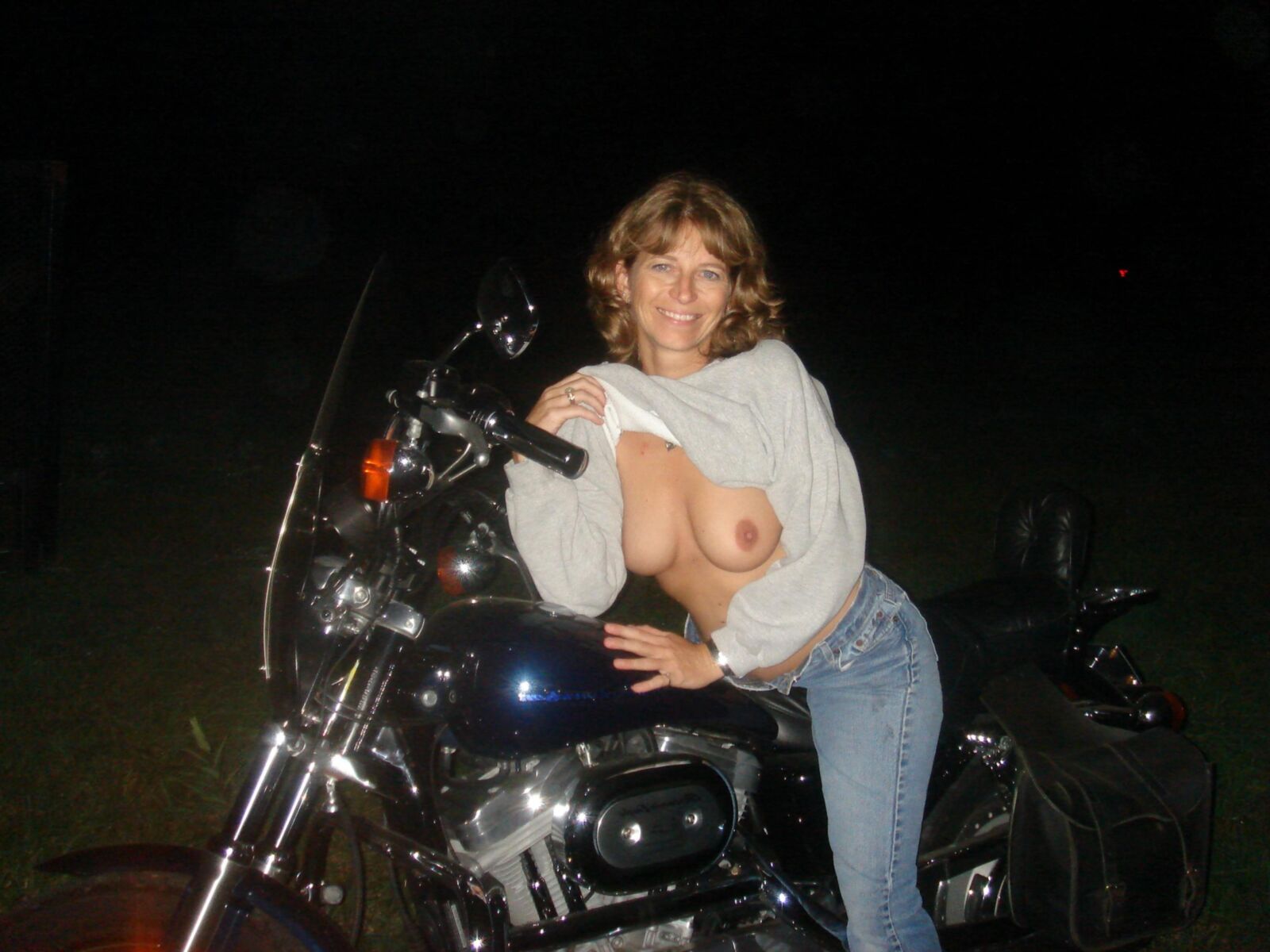 Motorista Milf Intermitente Tetas