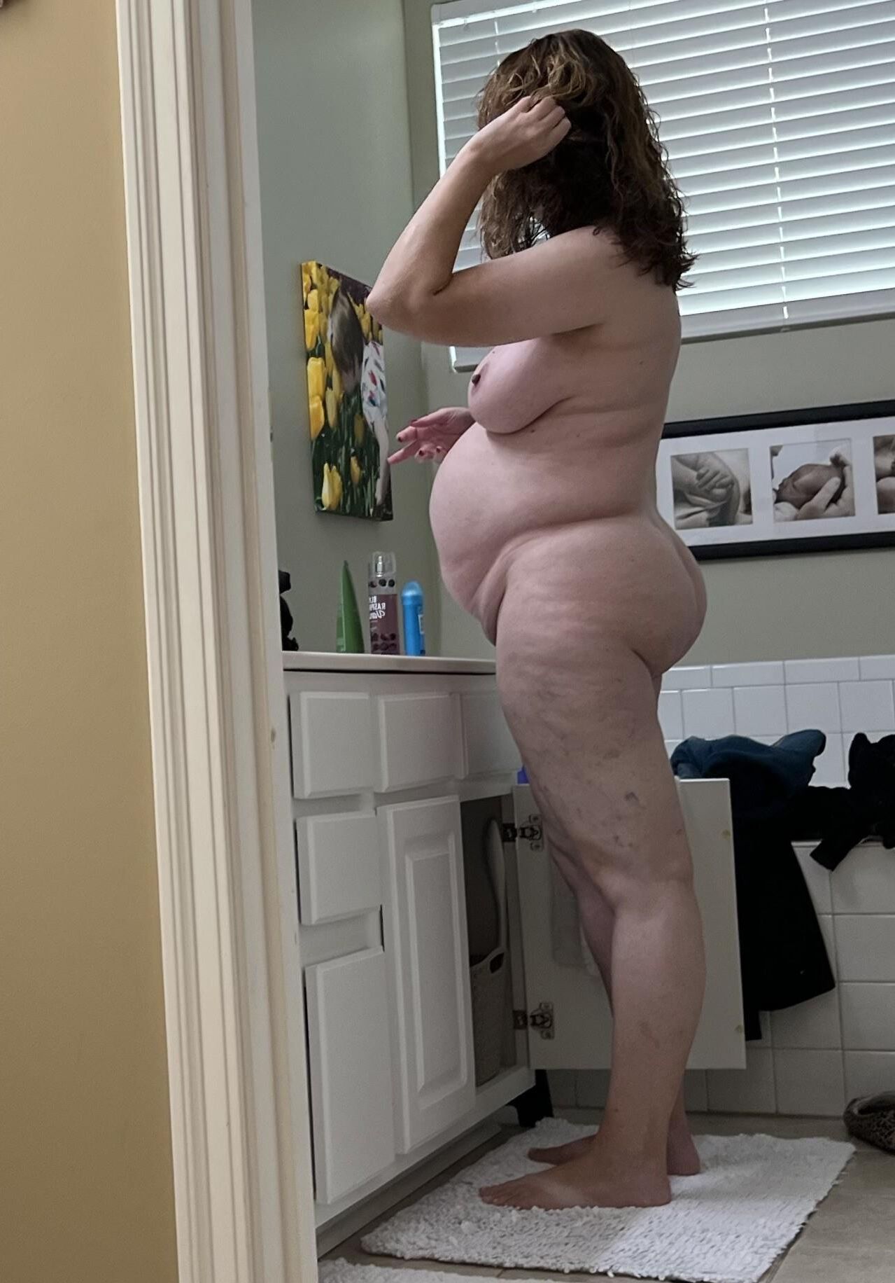 Fat Fuckpig Carrie Lynn Getting Ready to Earn Again