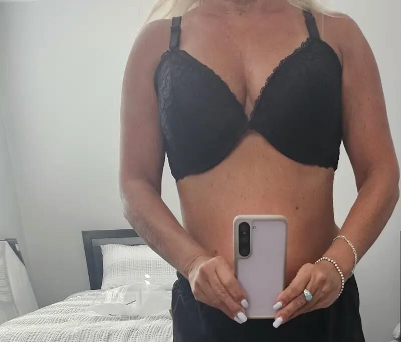 sexy busty mature milf