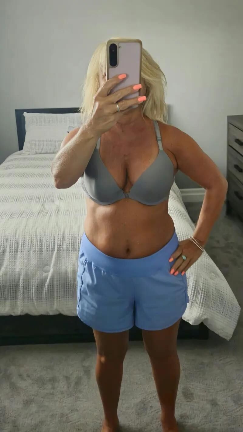 sexy busty mature milf