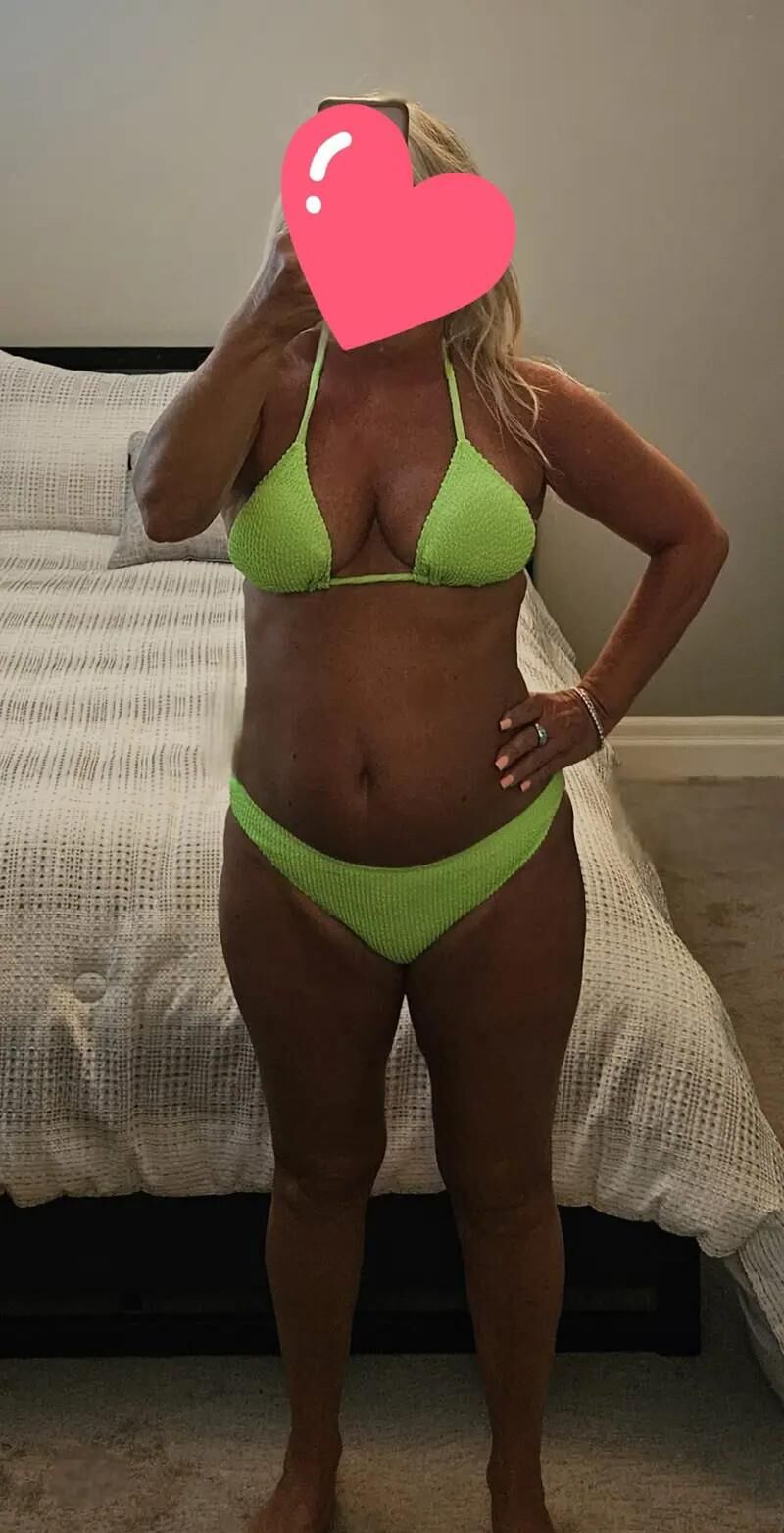 sexy busty mature milf