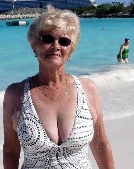 Gilf Ladies (non nude)