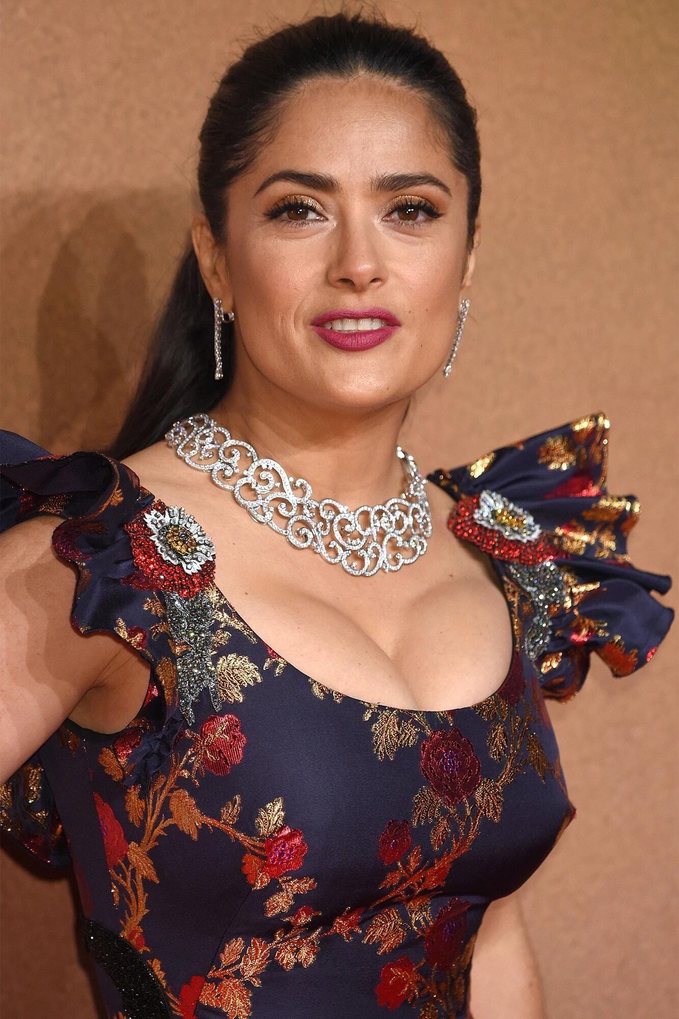 Busty MILF Goddess Salma Hayek, prime Tit Fuck Material 