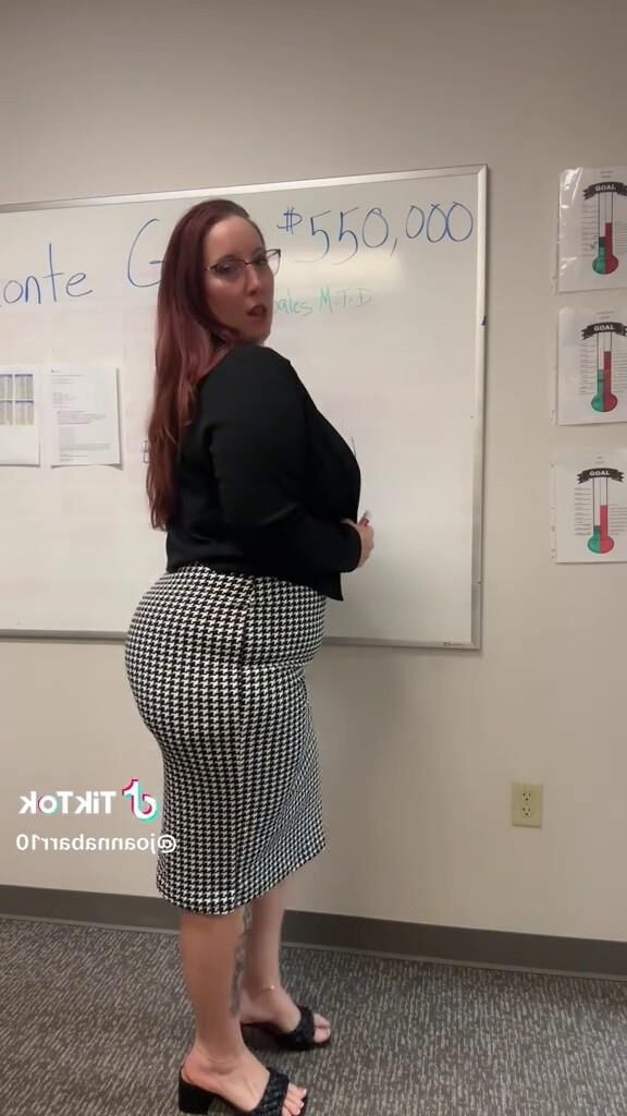 Joanna Huge Ass Tattooed Horny BBW Teacher Mixed Hot Shots