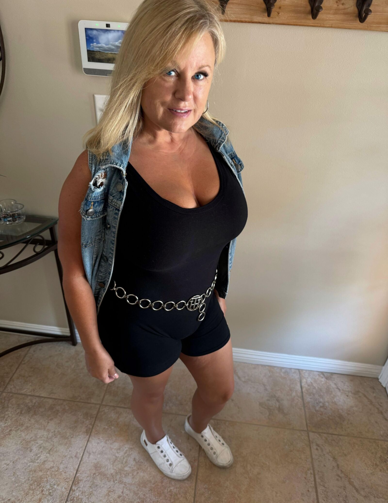 Dkm Mature Busty Blonde BBW